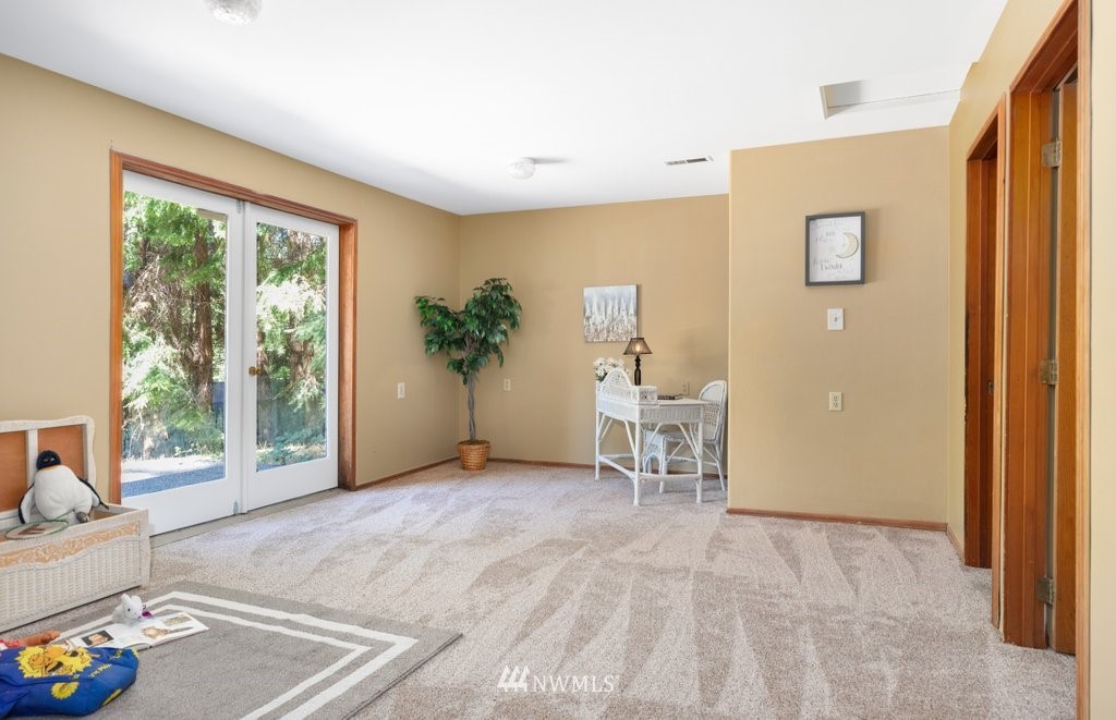 3765 South Amble Road Langley, WA 98260 - Photo 15 of 38 Gallery Image 15