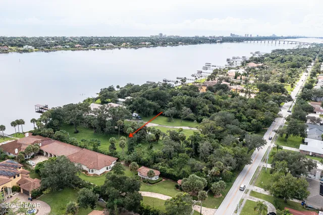 $1,590,000 | 825 North Beach Street, Ormond Beach, FL 32174