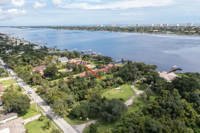 $1,590,000 | 825 North Beach Street, Ormond Beach, FL 32174