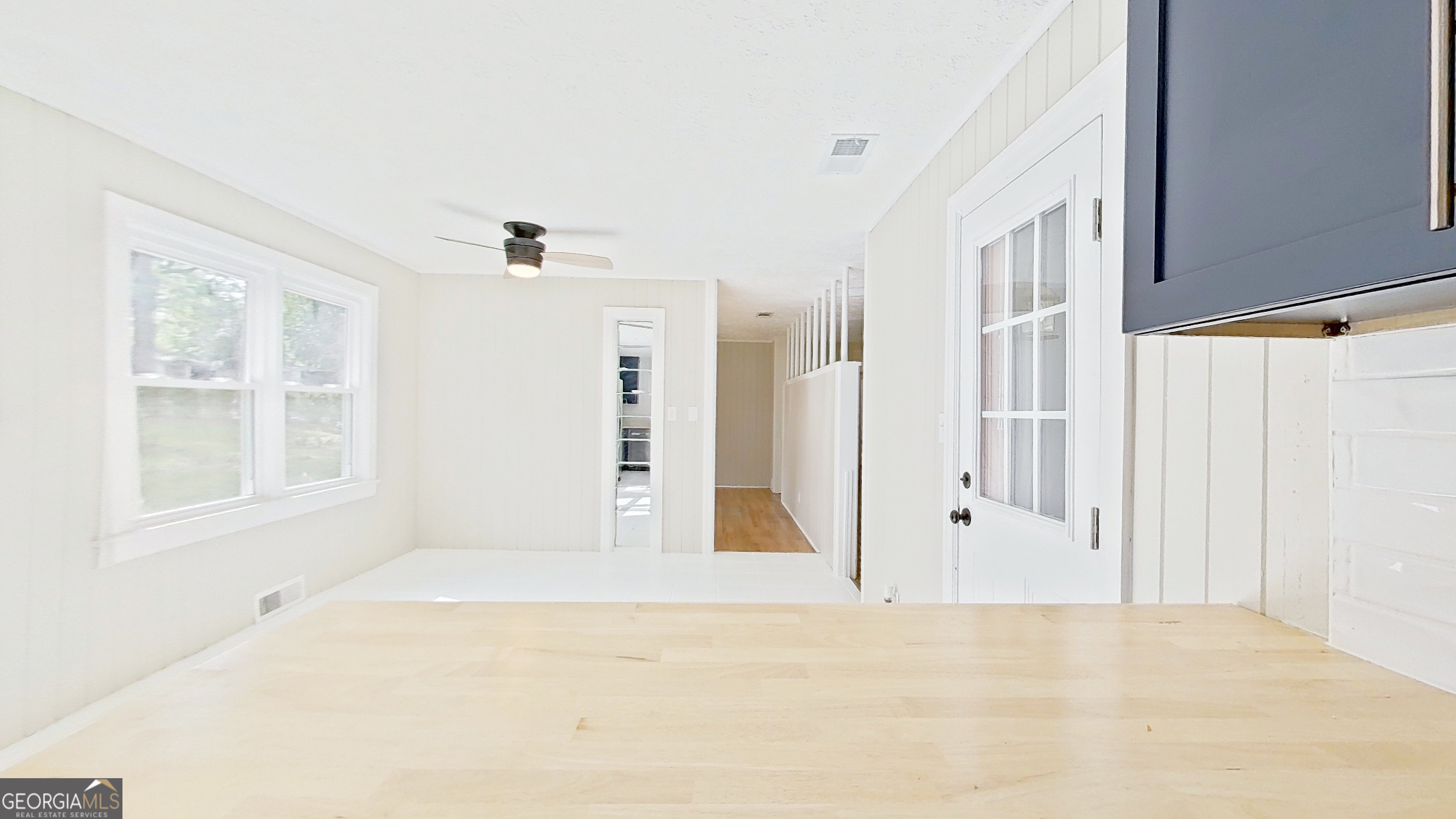 481 4th Street Southeast Cairo, GA 39828 - Photo 18 of 55 a view of an empty room with a window
