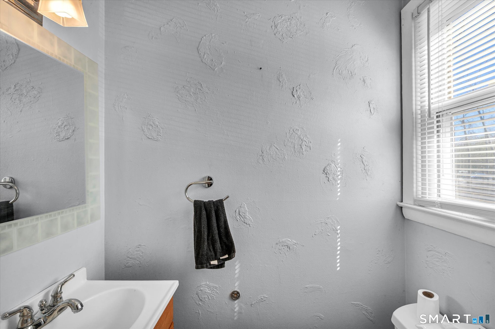 43 Hiltbrand Road, Unit 29 Bristol, CT 06010 - Photo 5 of 25