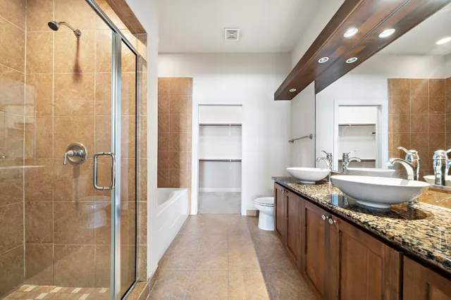 $2,400 | 1010 Rosine Street, Unit 407, Houston, TX 77019