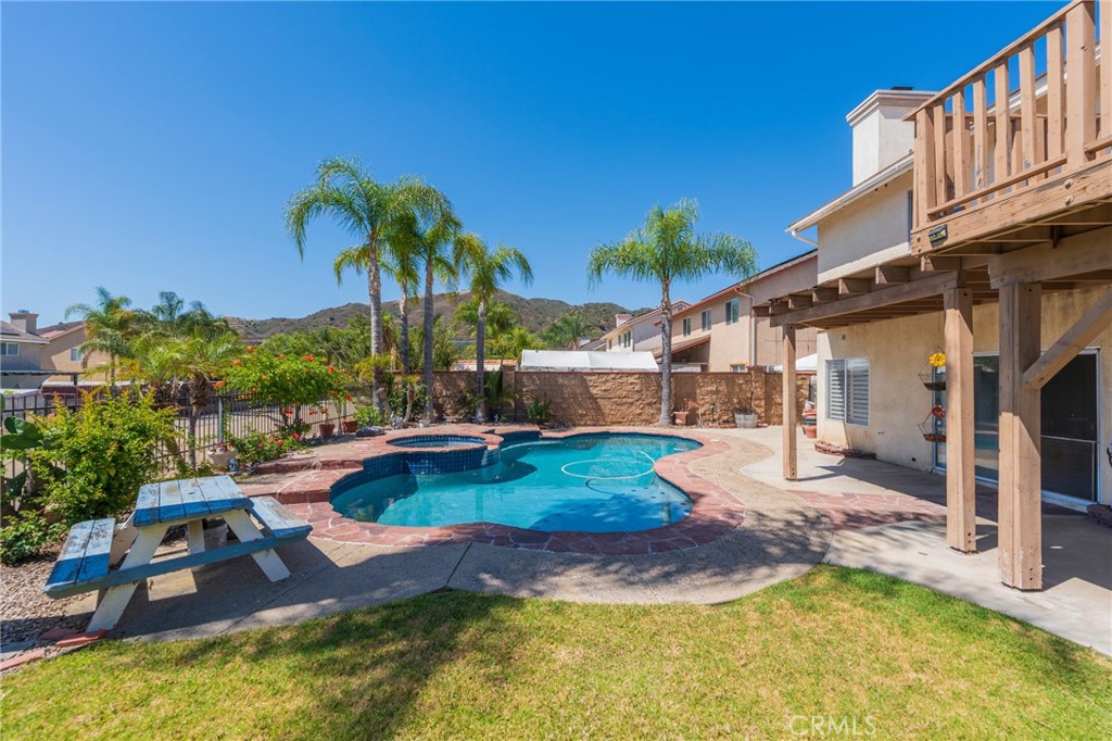 32914 Willow Bay Road Wildomar, CA 92595 - Photo 33 of 36 Pool and backyard