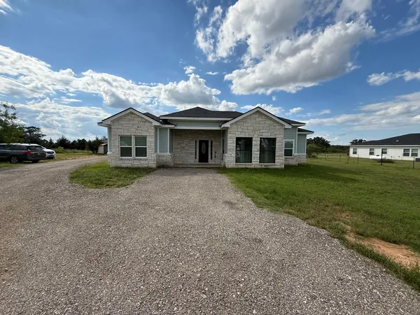 $689,000 | 497 Brown Road, McDade, TX 78650