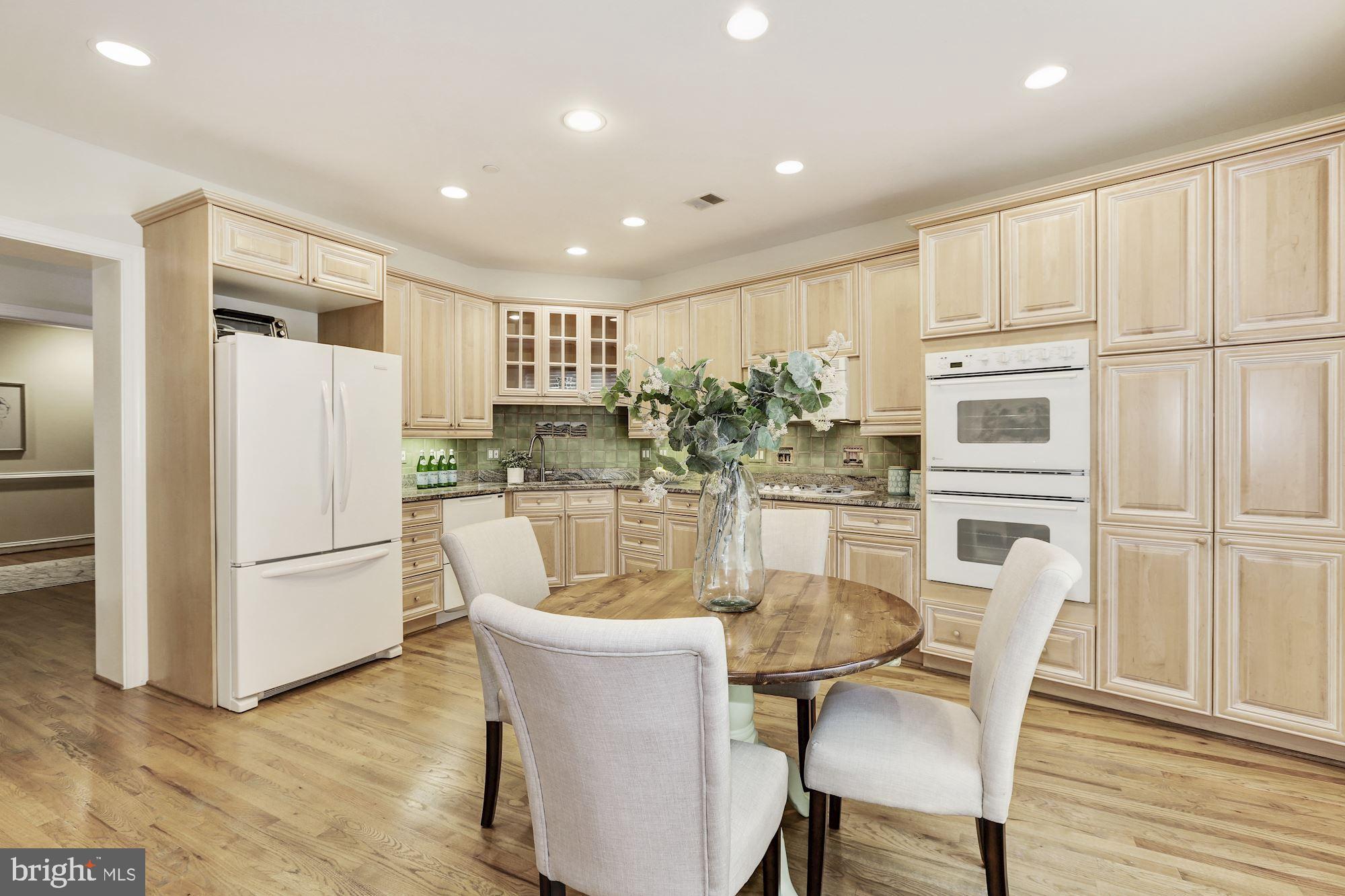 4600 Elm Street, Unit 4 Chevy Chase, MD 20815 - Photo 11 of 20
