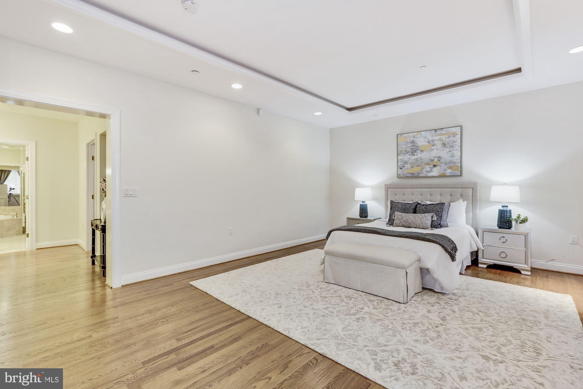 4600 Elm Street, Unit 4 Chevy Chase, MD 20815 - Photo 12 of 20