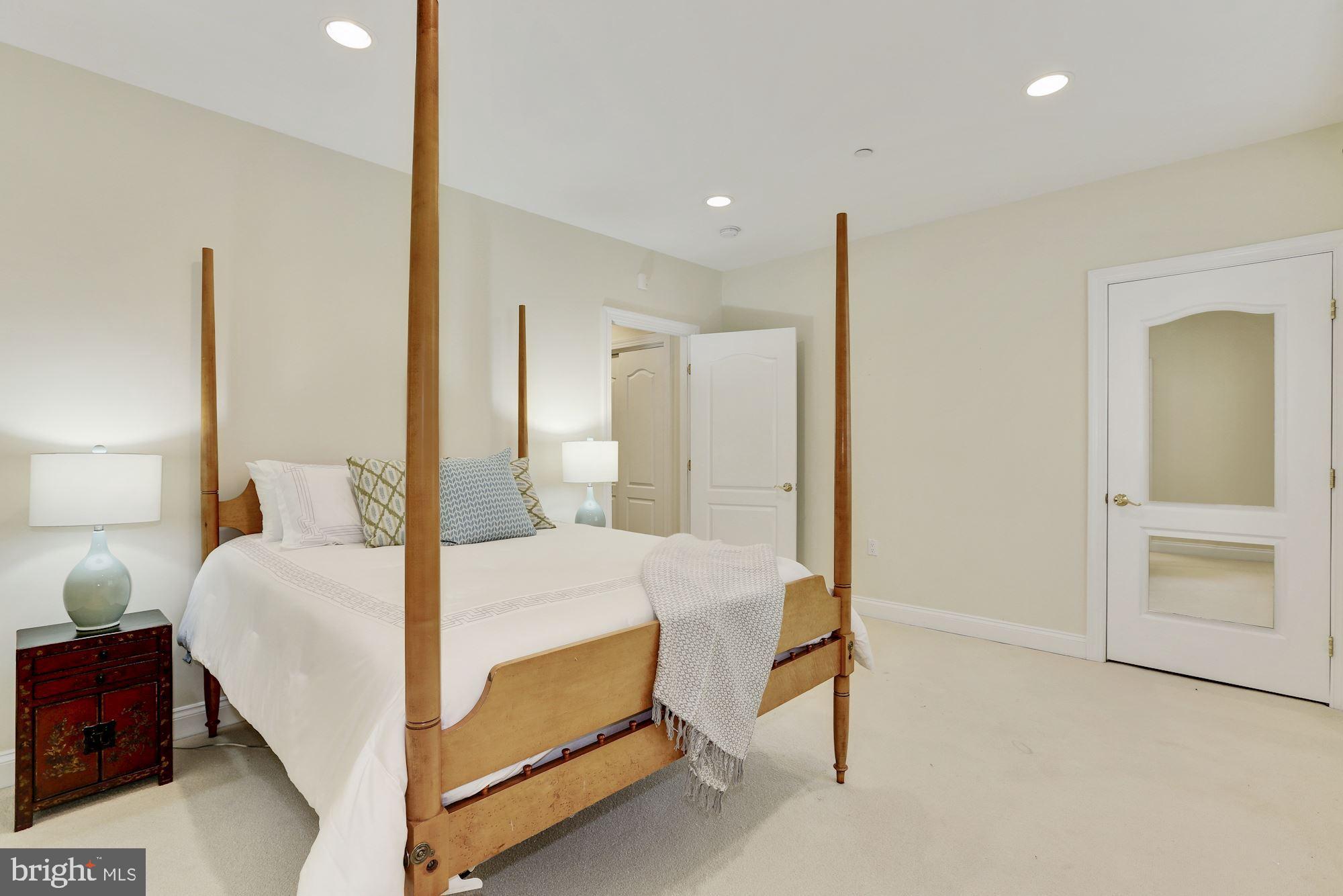 4600 Elm Street, Unit 4 Chevy Chase, MD 20815 - Photo 17 of 20