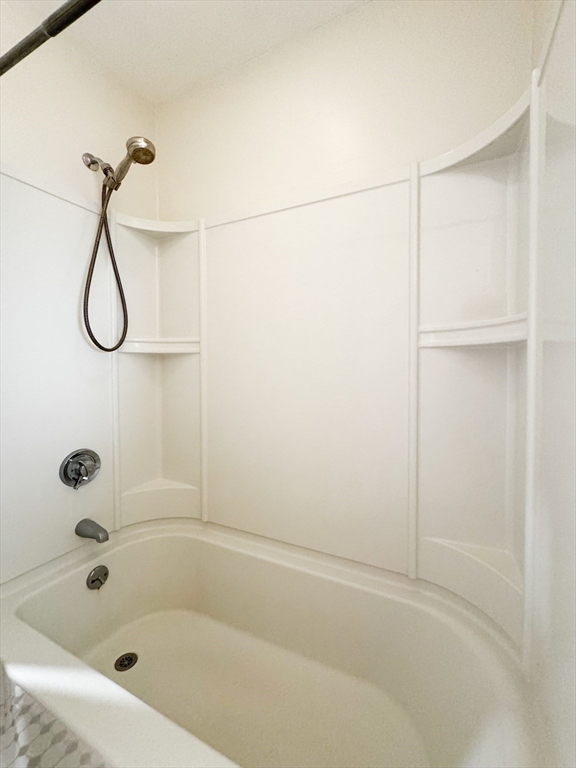 92 Woodcliff Road Brookline, MA 02467 - Photo 20 of 36