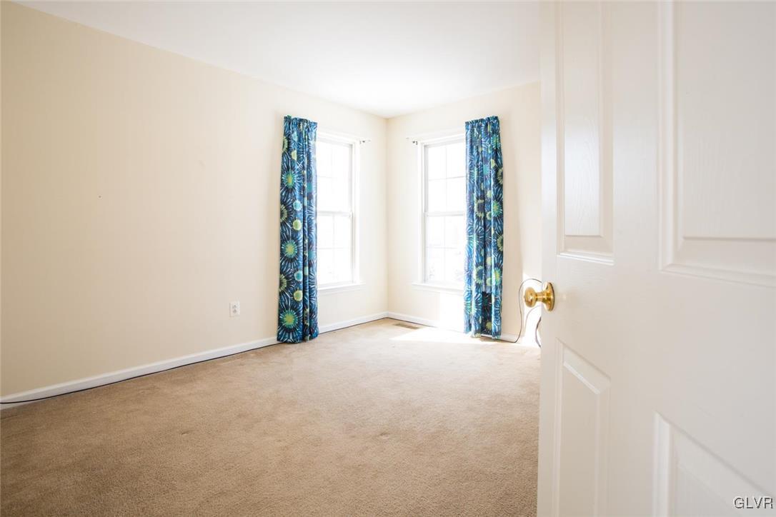 5329 Seip Road Bethlehem, PA 18017 - Photo 28 of 37 Gallery Image 28
