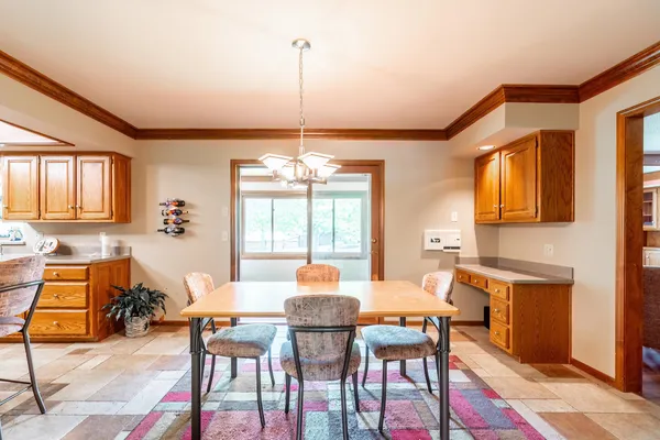 $679,900 | 9224 Laurel Hurst Place, Fort Wayne, IN 46835