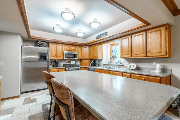 $679,900 | 9224 Laurel Hurst Place, Fort Wayne, IN 46835