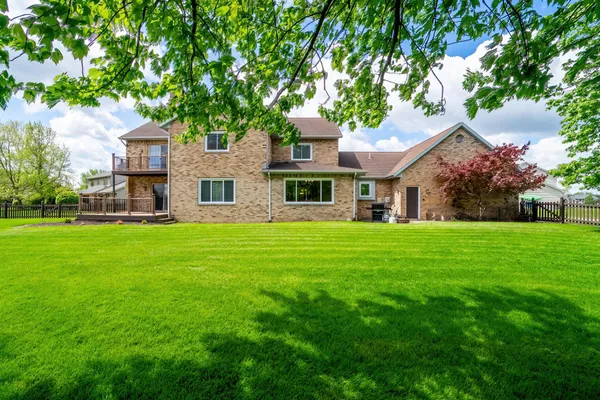 $679,900 | 9224 Laurel Hurst Place, Fort Wayne, IN 46835
