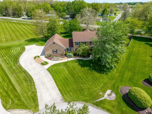 $679,900 | 9224 Laurel Hurst Place, Fort Wayne, IN 46835