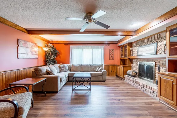 $679,900 | 9224 Laurel Hurst Place, Fort Wayne, IN 46835