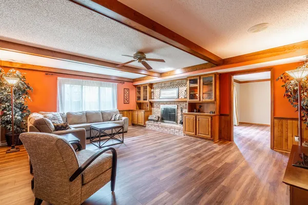 $679,900 | 9224 Laurel Hurst Place, Fort Wayne, IN 46835
