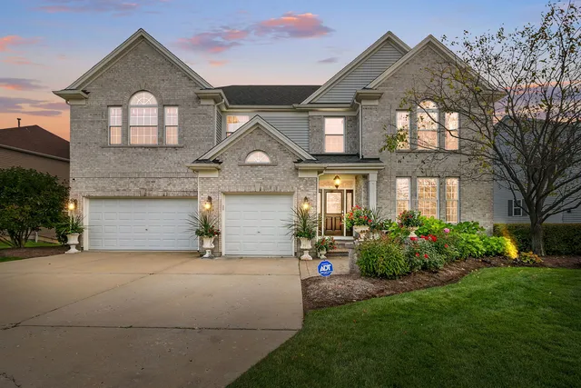 $599,000 | 865 Sterling Heights Drive, Antioch, IL 60002