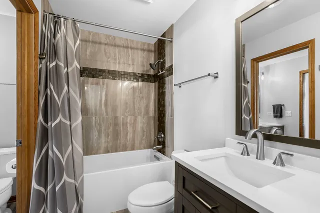 $599,000 | 865 Sterling Heights Drive, Antioch, IL 60002