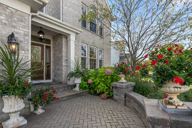 $599,000 | 865 Sterling Heights Drive, Antioch, IL 60002