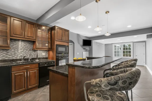 $599,000 | 865 Sterling Heights Drive, Antioch, IL 60002