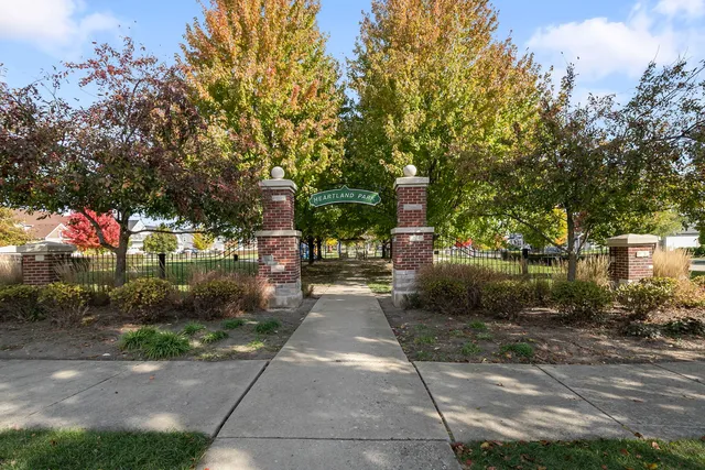 $599,000 | 865 Sterling Heights Drive, Antioch, IL 60002