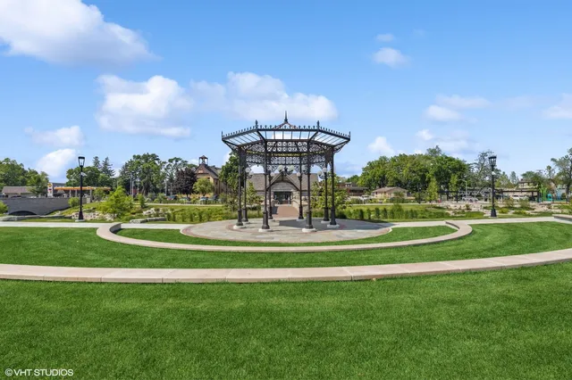 $599,000 | 865 Sterling Heights Drive, Antioch, IL 60002