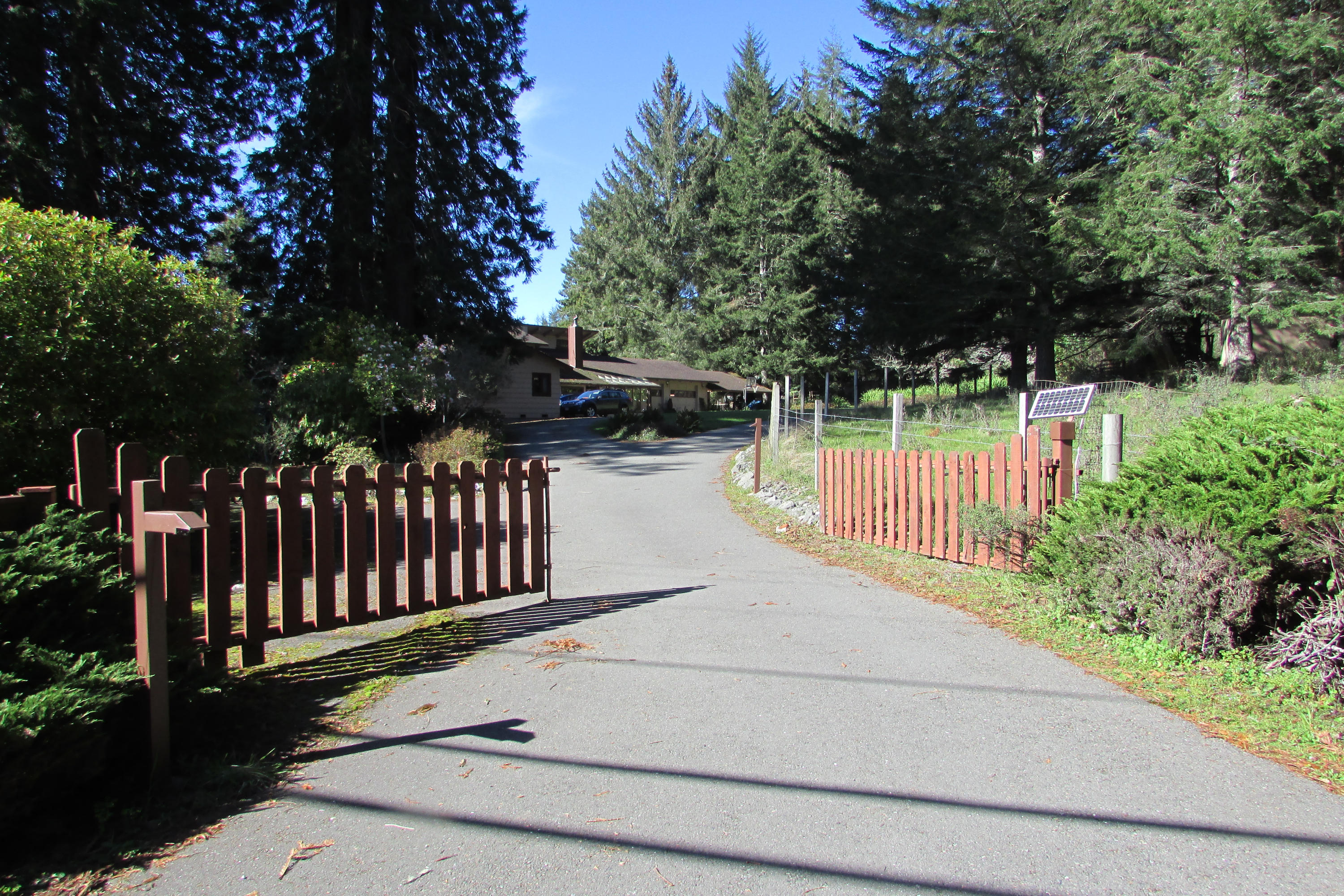 1736 Fickle Hill Road Arcata, CA 95521 - Photo 38 of 40 Gallery Image 38