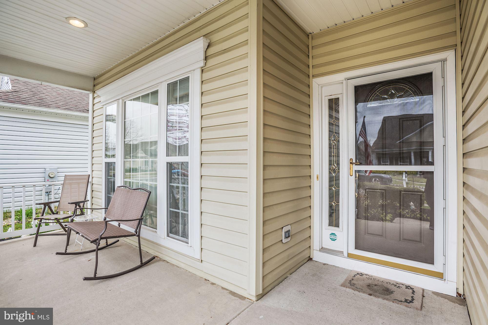18 Wolverton Place Riverside, NJ 08075 - Photo 2 of 35 Front Porch