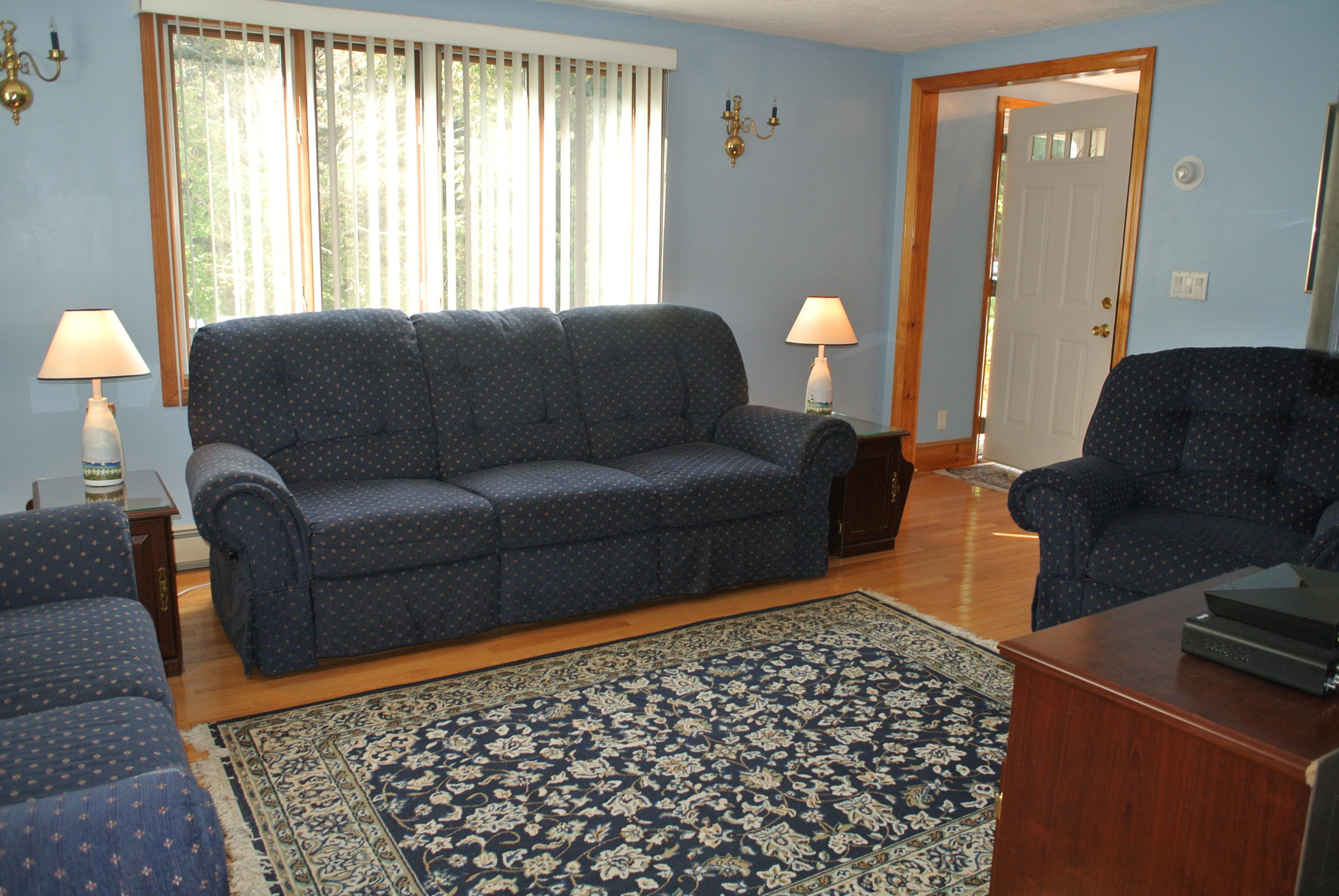 4 Alma Road Mashpee, MA 02649 - Photo 13 of 19 a living room with furniture and a window