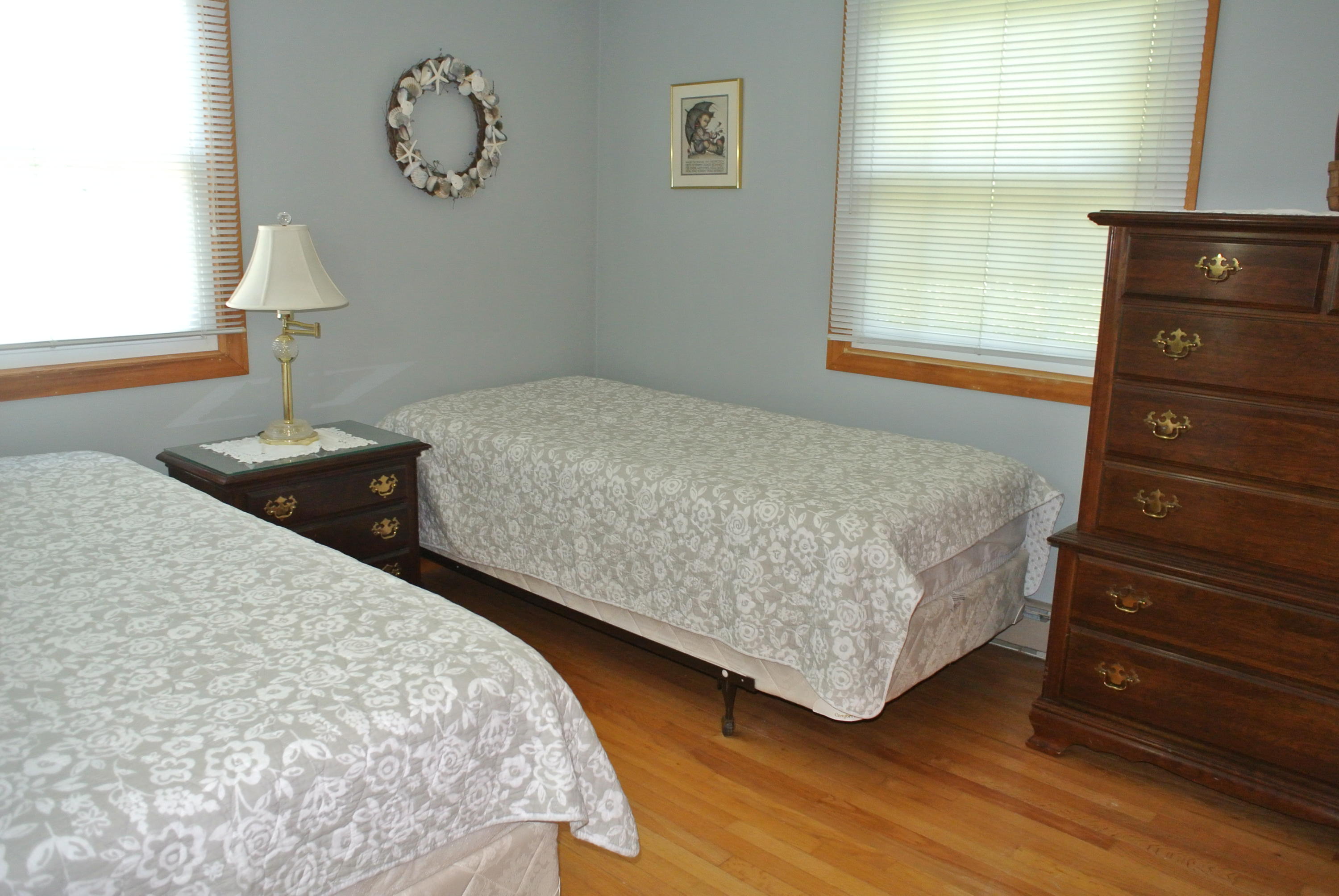 4 Alma Road Mashpee, MA 02649 - Photo 16 of 19 a bedroom with a bed and a window