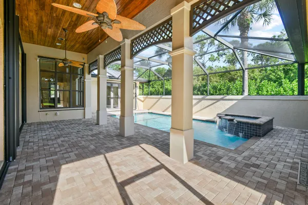 $1,250,000 | 10405 Southeast Slash Pine Court, Hobe Sound, FL 33455