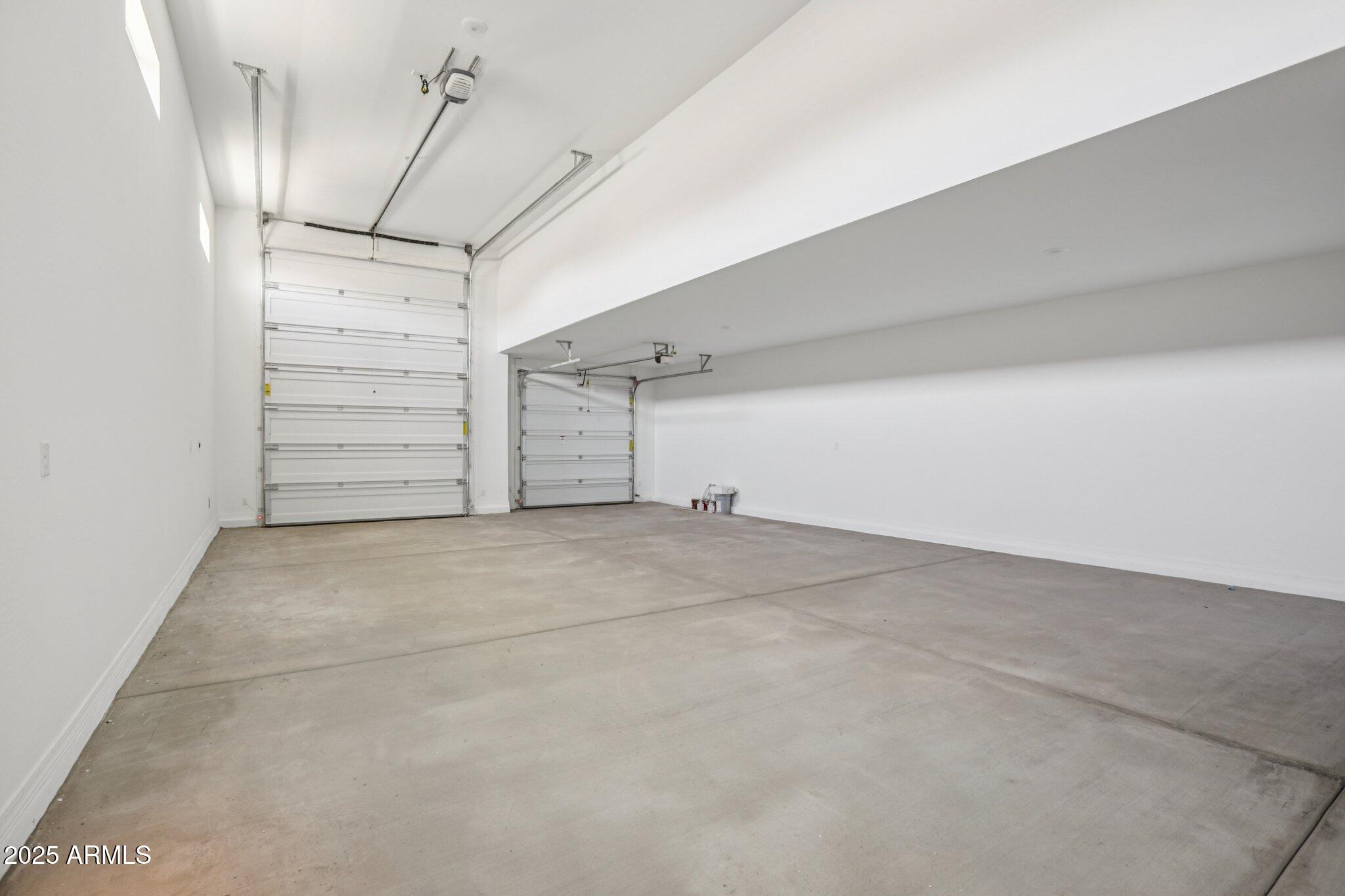 5528 West Hopi Trail Laveen, AZ 85339 - Photo 31 of 51 a view of a garage