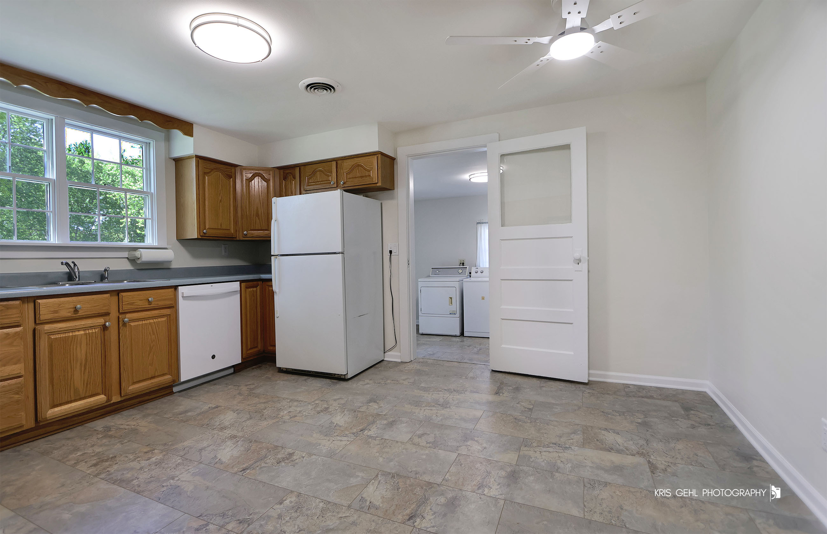 38690 North Green Bay Road Beach Park, IL 60087 - Photo 8 of 24