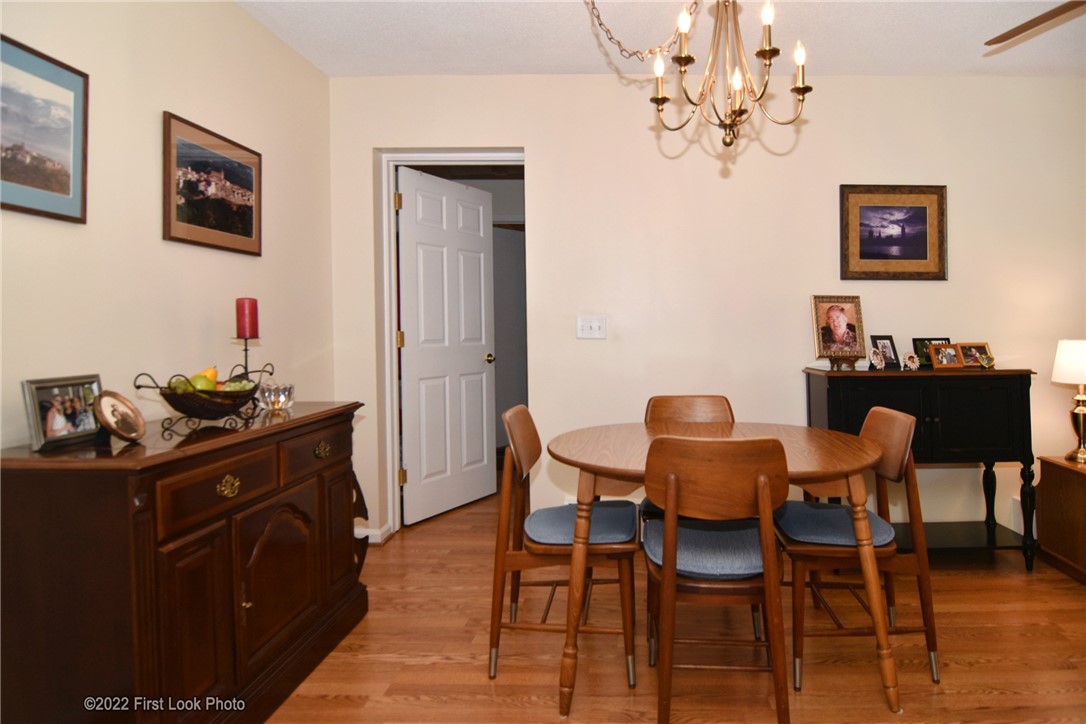 41 Fox Ridge Crescent Warwick, RI 02886 - Photo 11 of 24 Gallery Image 11