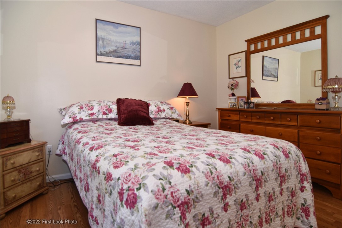 41 Fox Ridge Crescent Warwick, RI 02886 - Photo 13 of 24 Gallery Image 13