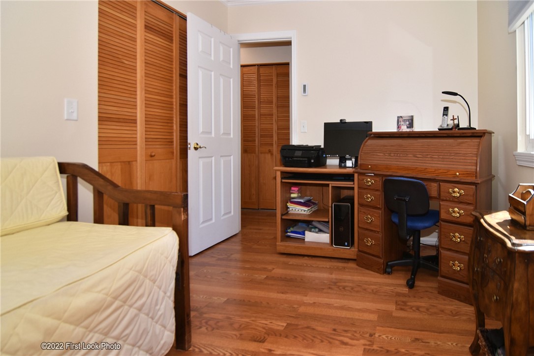 41 Fox Ridge Crescent Warwick, RI 02886 - Photo 19 of 24 Gallery Image 19