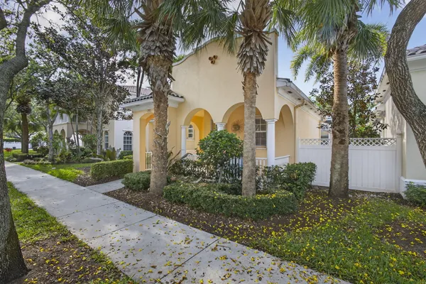 $949,000 | 212 Florence Drive, Jupiter, FL 33458
