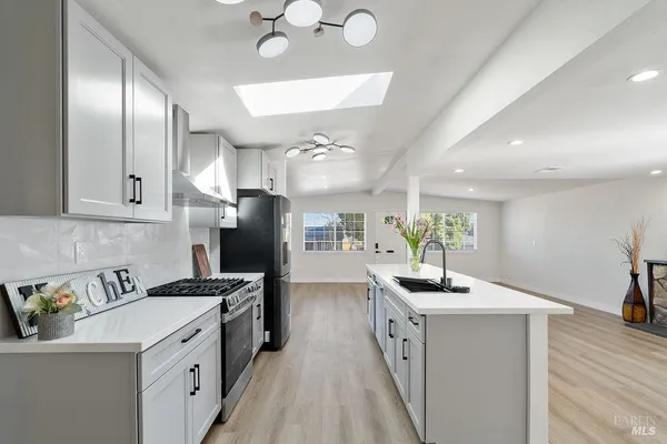 $549,800 | 207 Wilshire Avenue, Vallejo, CA 94591