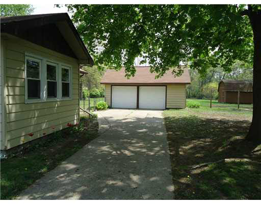 55906 Clover Road Mishawaka, IN 46545 - Photo 11 of 12 Gallery Image 11