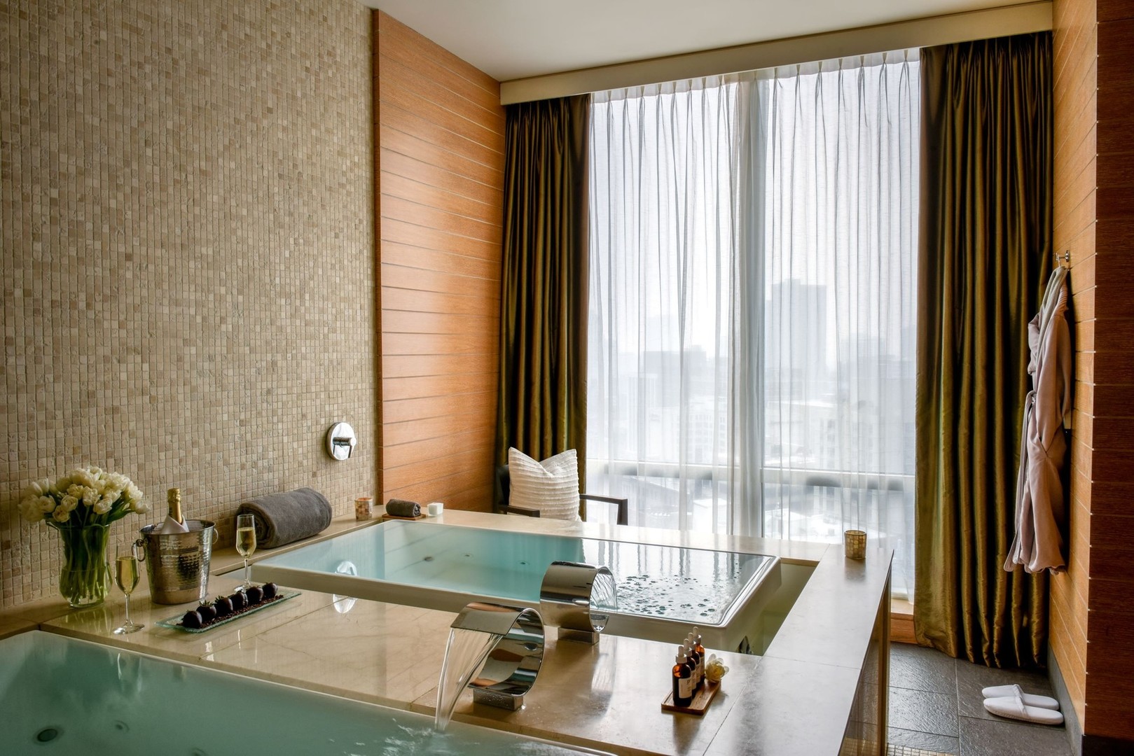 401 North Wabash Avenue, Unit 83E Chicago, IL 60611 - Photo 30 of 33 a bath room with a chair and a table