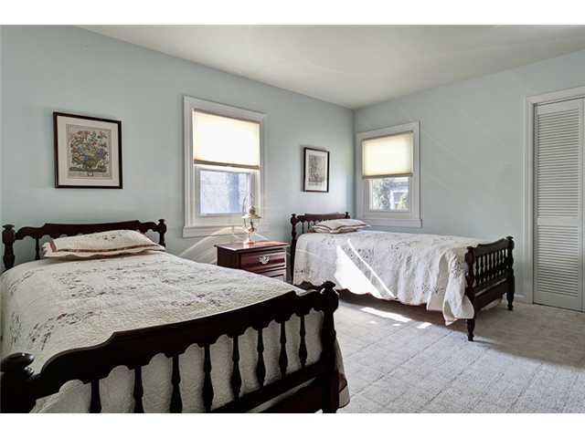 2447 Dorset Road Columbus, OH 43221 - Photo 13 of 25