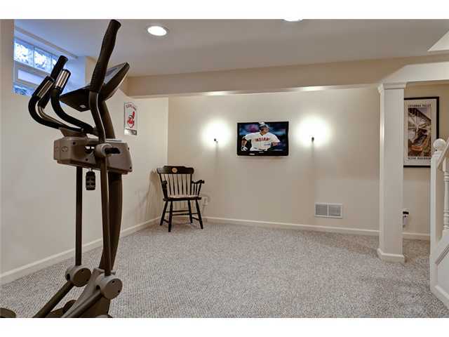 2447 Dorset Road Columbus, OH 43221 - Photo 21 of 25