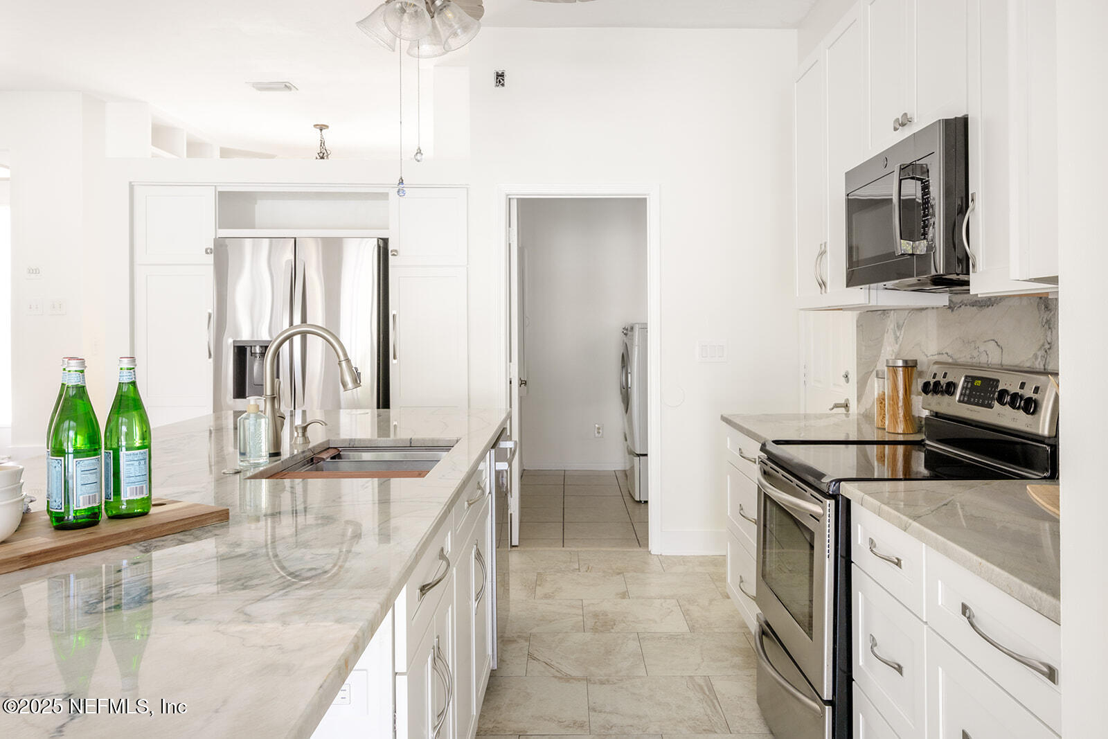 1222 Florida Boulevard Neptune Beach, FL 32266 - Photo 4 of 22 Italian Quartzite countertops