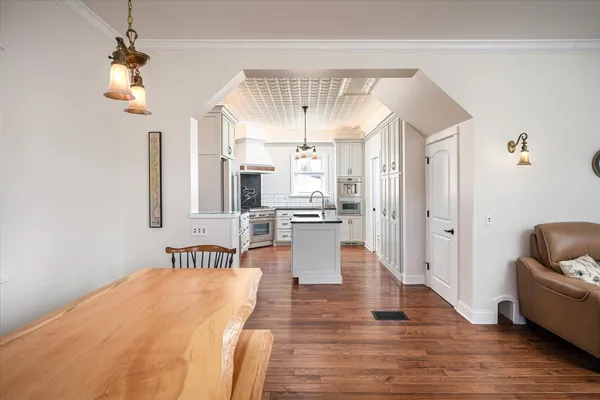 $795,000 | 704 7th Street, Brownsville, MN 55919