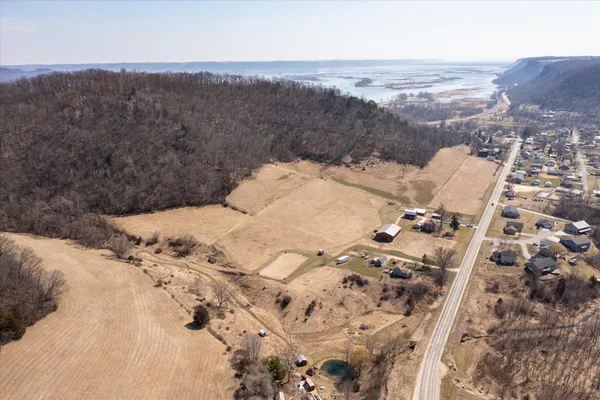 $795,000 | 704 7th Street, Brownsville, MN 55919