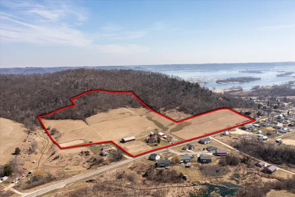 $795,000 | 704 7th Street, Brownsville, MN 55919