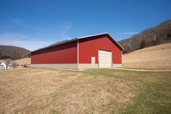 $795,000 | 704 7th Street, Brownsville, MN 55919