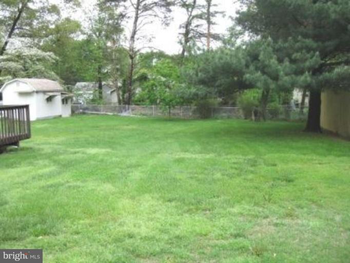 221 Old Magothy Bridge Road Pasadena, MD 21122 - Photo 11 of 12 Back yard