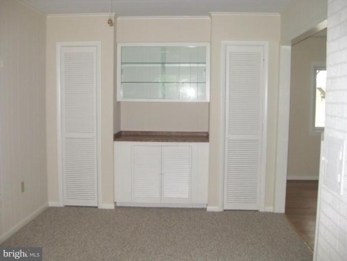221 Old Magothy Bridge Road Pasadena, MD 21122 - Photo 5 of 12 Family Room #2