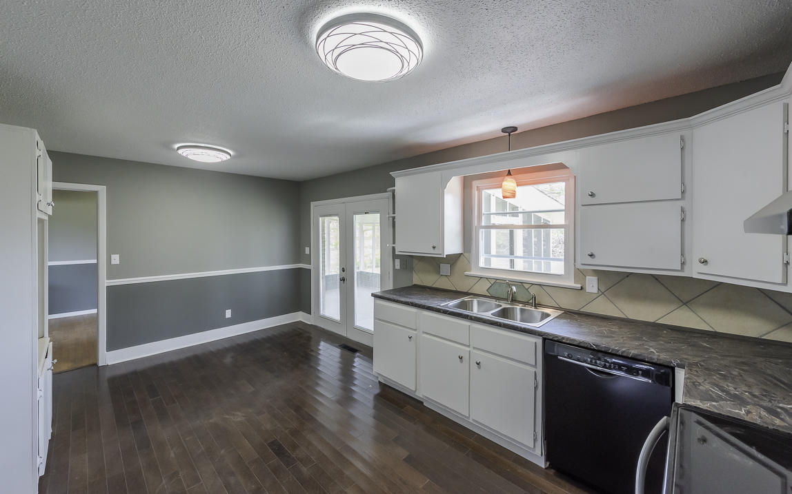2248 Tristram Road Chattanooga, TN 37421 - Photo 9 of 27 DSC_5171
