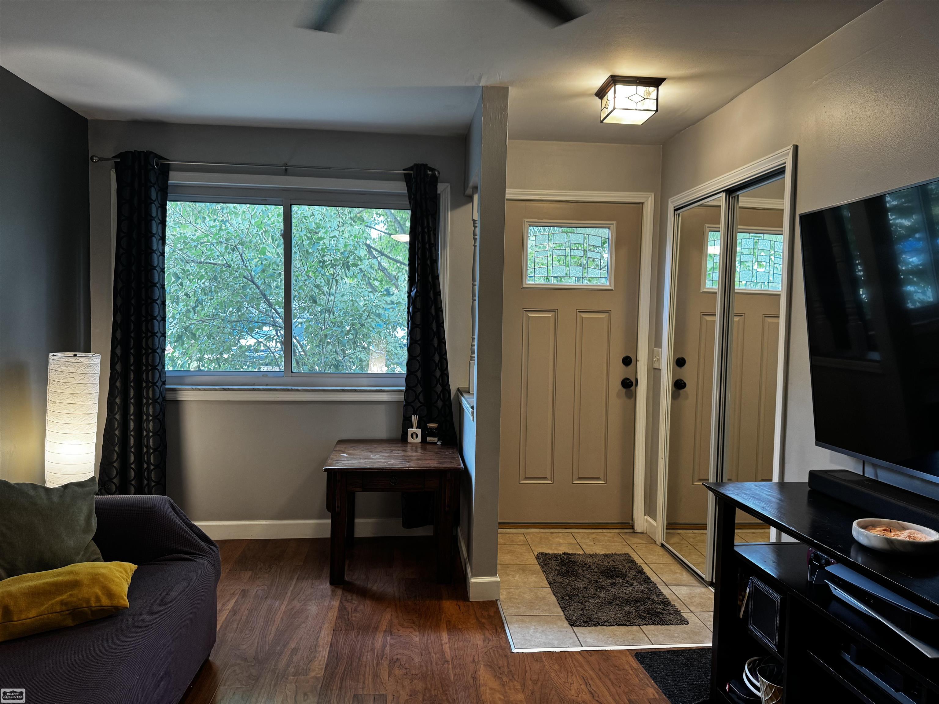 47473 Greenview Road Utica, MI 48317 - Photo 5 of 35